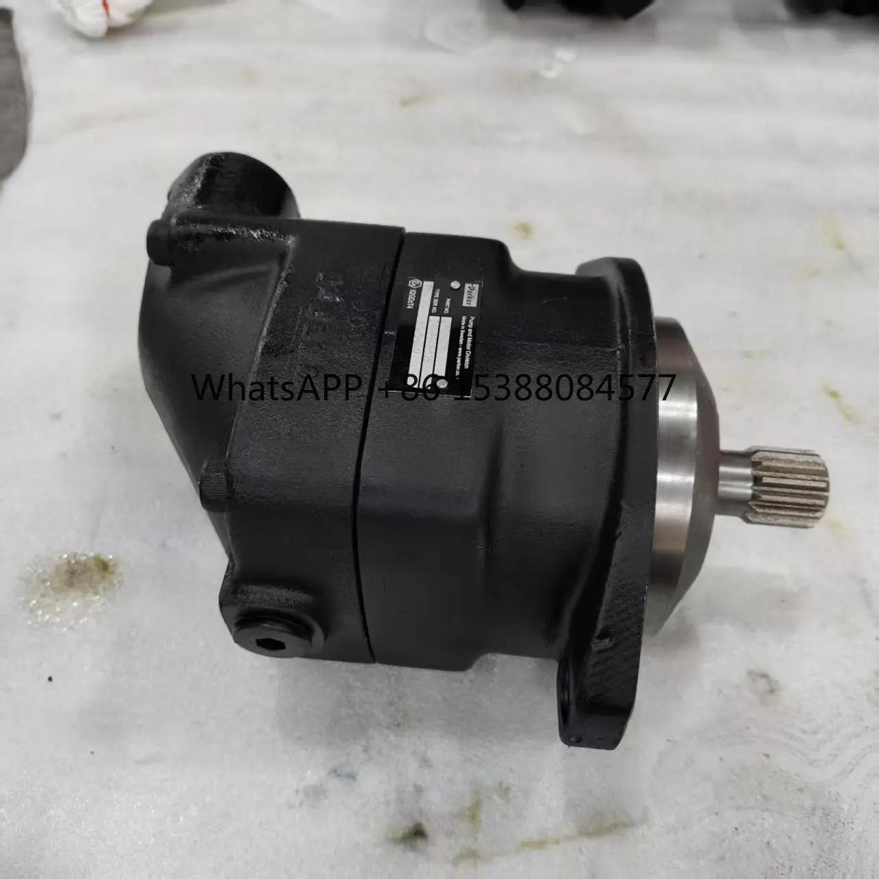 F11 SERIES Piston Motor F11-039 F11-058 F11-150 F11-250 Hydraulic Piston Motor Parts F11-039-MU-SN-S-000 3703603
F11 SERIES Piston Motor F11-039 F11-058 F11-150 F11-250 Hydraulic Piston Motor Parts F11-039-MU-SN-S-000 3703603