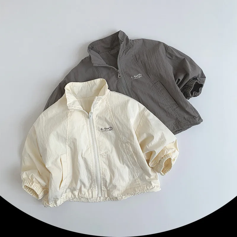2025 New Children Long Sleeve Zipper Coat Cotton Baby Boys Letter Casual Jacket Girls Vintage Versatile Tops Kids Clothes
2025 New Children Long Sleeve Zipper Coat Cotton Baby Boys Letter Casual Jacket Girls Vintage Versatile Tops Kids Clothes