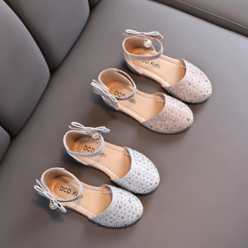 Girls Spring Autumn Kids Versatile Single Children Shoes Princess Shoes Rhinestone Pearl Leather Shoes Performance Dance Shoes
Girls Spring Autumn Kids Versatile Single Children Shoes Princess Shoes Rhinestone Pearl Leather Shoes Performance Dance Shoes