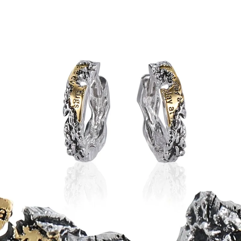 Niche design high-end circle earrings sweet and cool stud earrings couple jewelry wholesale
Niche design high-end circle earrings sweet and cool stud earrings couple jewelry wholesale