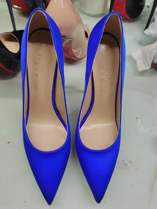 New High Heels Women's Thin Heels Pointed Shallow Mouth Single Shoes Silk Wedding Shoes Bridal Shoes Women's
New High Heels Women's Thin Heels Pointed Shallow Mouth Single Shoes Silk Wedding Shoes Bridal Shoes Women's