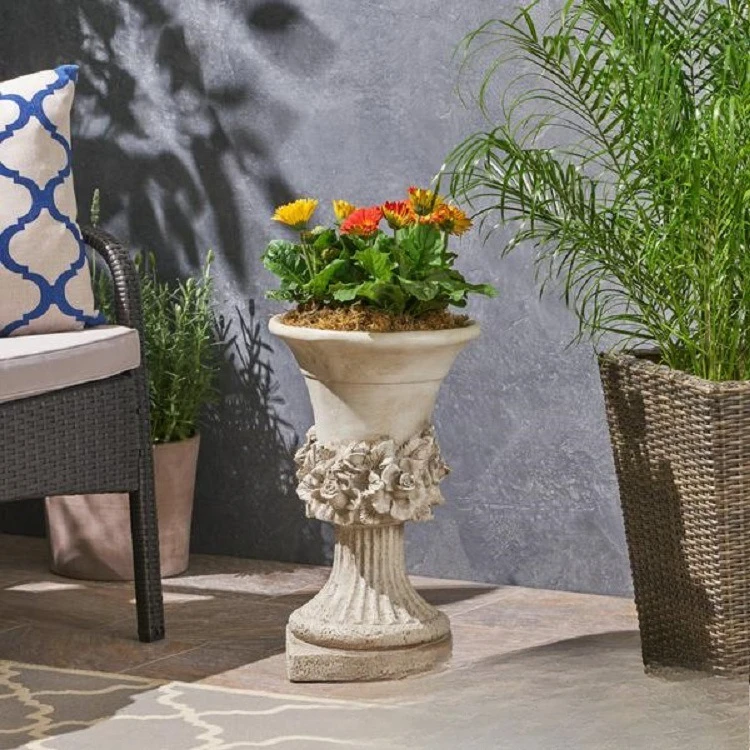 Nordic retro courtyard green plant magnesium mud pot
Nordic retro courtyard green plant magnesium mud pot