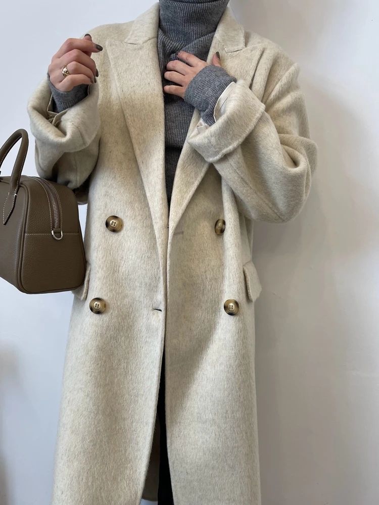 Autumn Winter High-end Feeling Albaka Double-sided Woolen Coat New Style Long Beautiful Wool Cashmere Soft Coat for Women
Autumn Winter High-end Feeling Albaka Double-sided Woolen Coat New Style Long Beautiful Wool Cashmere Soft Coat for Women