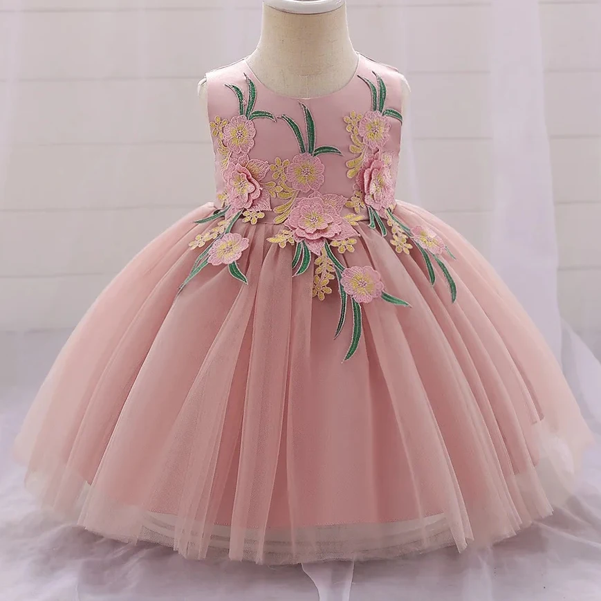 Girl's New Sleeveless Embroidered Sticker Mesh Fluffy Dress Christmas Birthday Party Sweet and Cute Evening Dress
Girl's New Sleeveless Embroidered Sticker Mesh Fluffy Dress Christmas Birthday Party Sweet and Cute Evening Dress