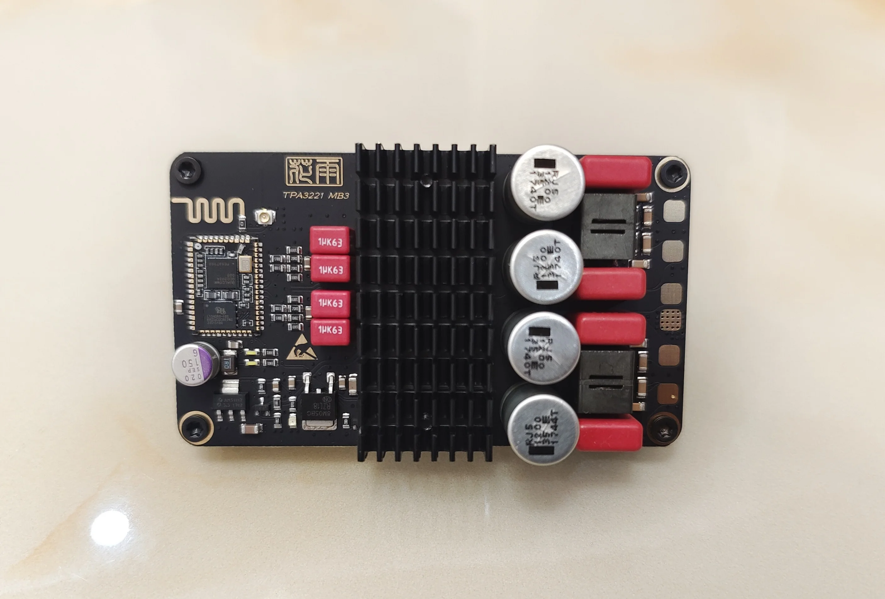 Bluetooth power amplifier board TPA3221 power amplifier board fever power amplifier board QCC3034 APTX-HD
Bluetooth power amplifier board TPA3221 power amplifier board fever power amplifier board QCC3034 APTX-HD