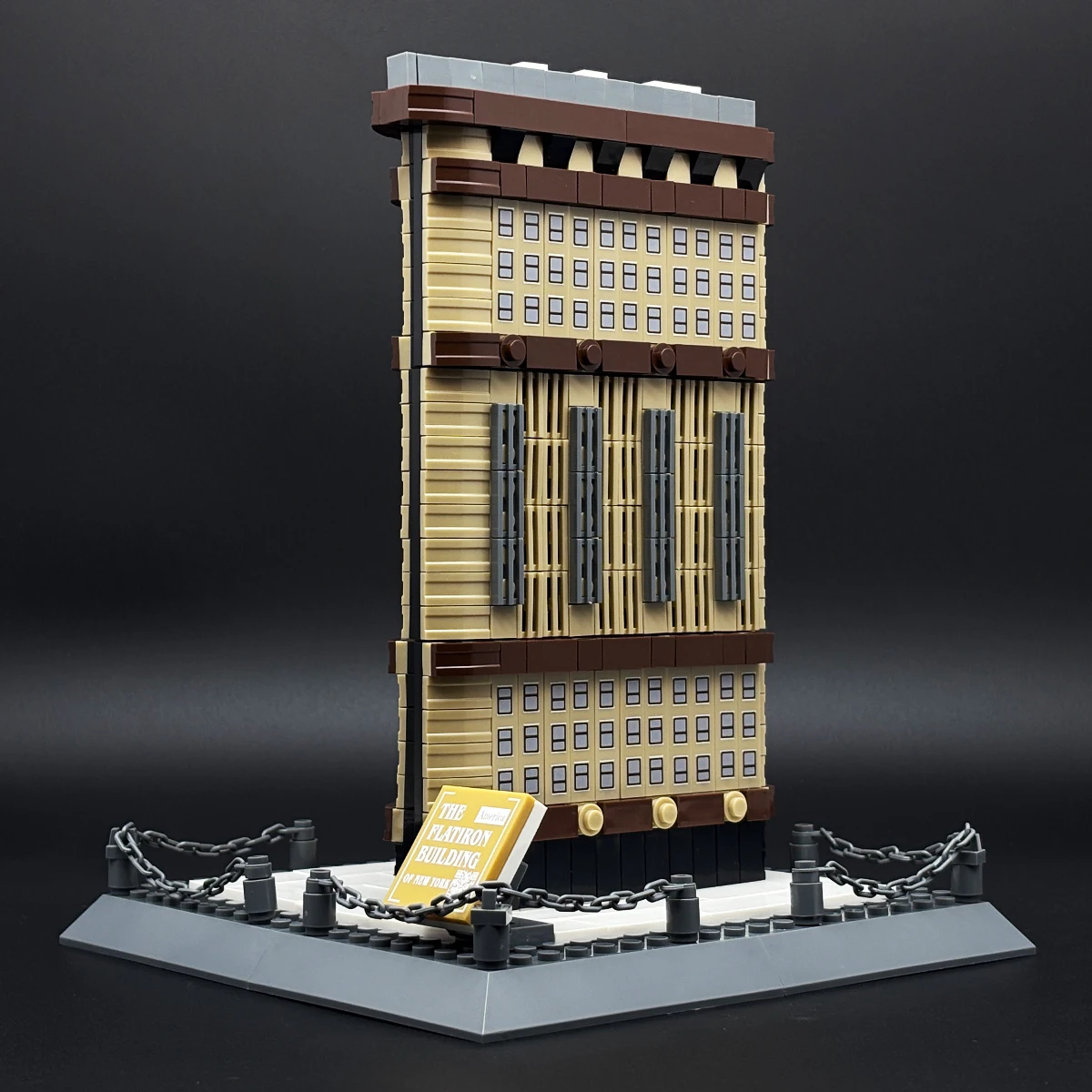 New York Flatiron Landmark Architecture Building Blocks Set Classic Cityscape Street View Desktop Model Kit Collectible Toy Gift
New York Flatiron Landmark Architecture Building Blocks Set Classic Cityscape Street View Desktop Model Kit Collectible Toy Gift
