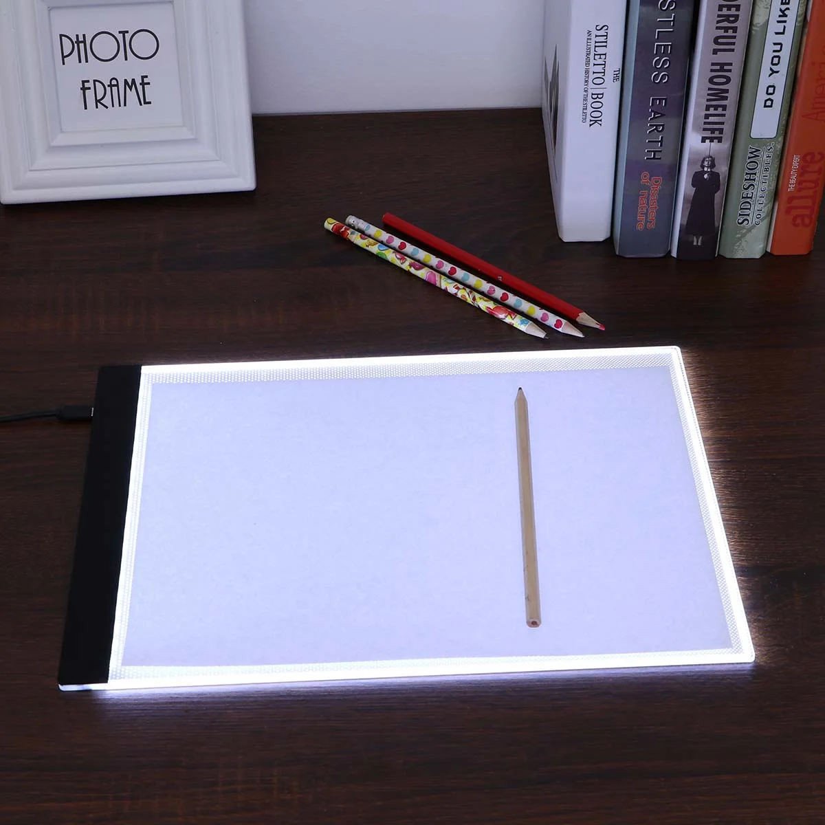 A4 LED Light Box -Efficient Artist Drawing Board Glass Surface Micro USB Port Eyesight Protection Super Bright Light
A4 LED Light Box -Efficient Artist Drawing Board Glass Surface Micro USB Port Eyesight Protection Super Bright Light