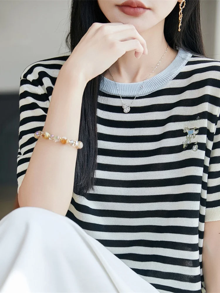 Elegant Loose Fit Stripe Short Sleeve T-Shirt Women's Casual Style Knitted Top Silk Material round Neck Embroidered Versatile
Elegant Loose Fit Stripe Short Sleeve T-Shirt Women's Casual Style Knitted Top Silk Material round Neck Embroidered Versatile