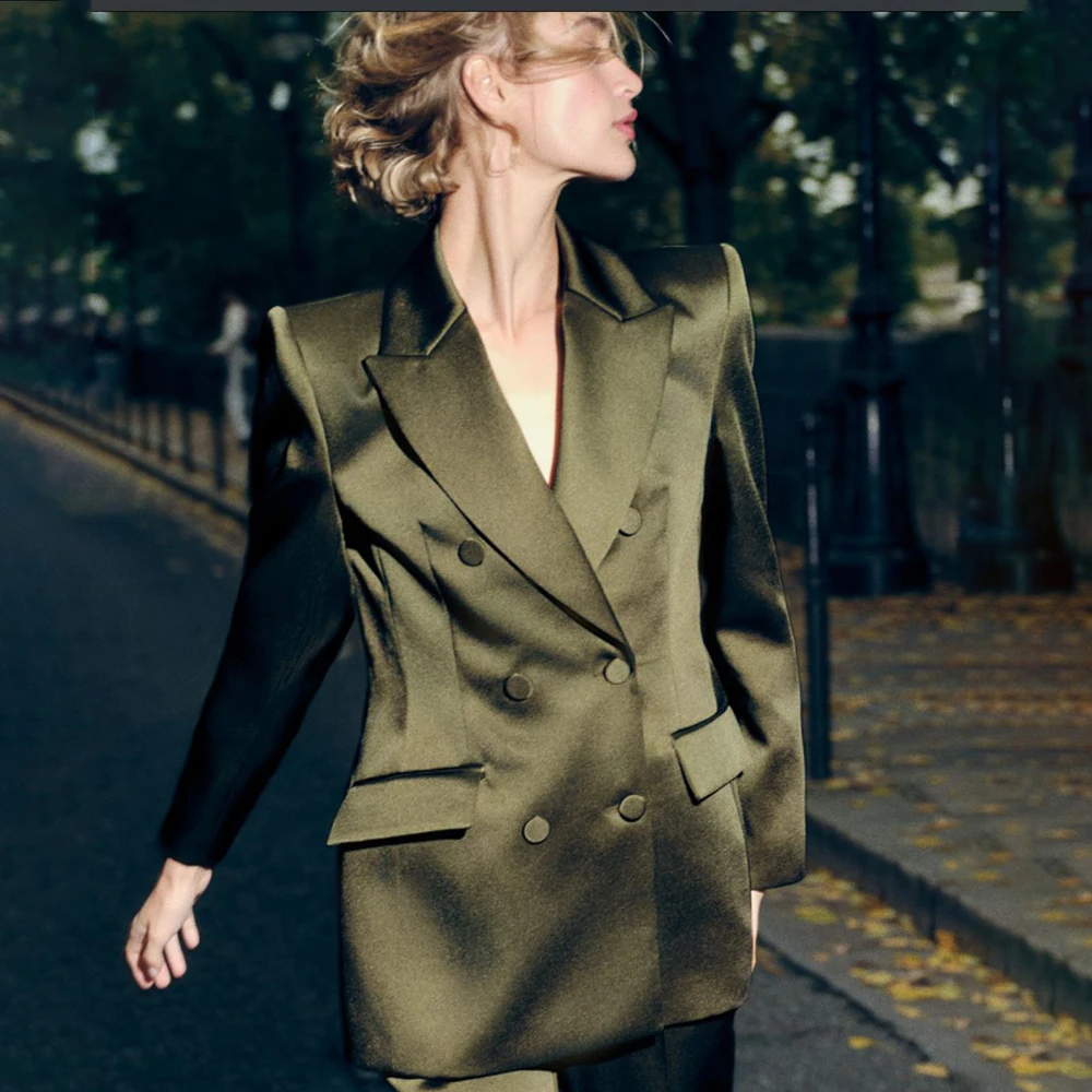 Элегантные женские костюмы: пиджак и брюки на заказ, двубортные, стандартной длины, комплект из 2 предметов, высококачественная одежда
Элегантные женские костюмы: пиджак и брюки на заказ, двубортные, стандартной длины, комплект из 2 предметов, высококачественная одежда