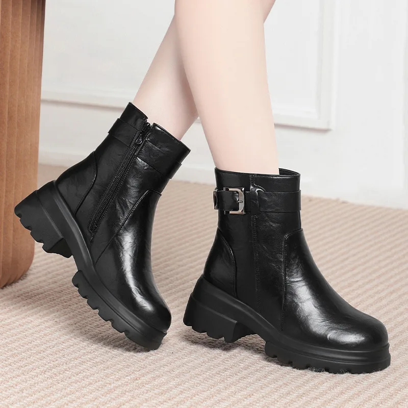 6cm British Style Thick Bottom Platform Shoes Winter Soft Leather Boots 2026 Womens Comfortable Square Heel Fur Ankle Boots Mom
6cm British Style Thick Bottom Platform Shoes Winter Soft Leather Boots 2026 Womens Comfortable Square Heel Fur Ankle Boots Mom