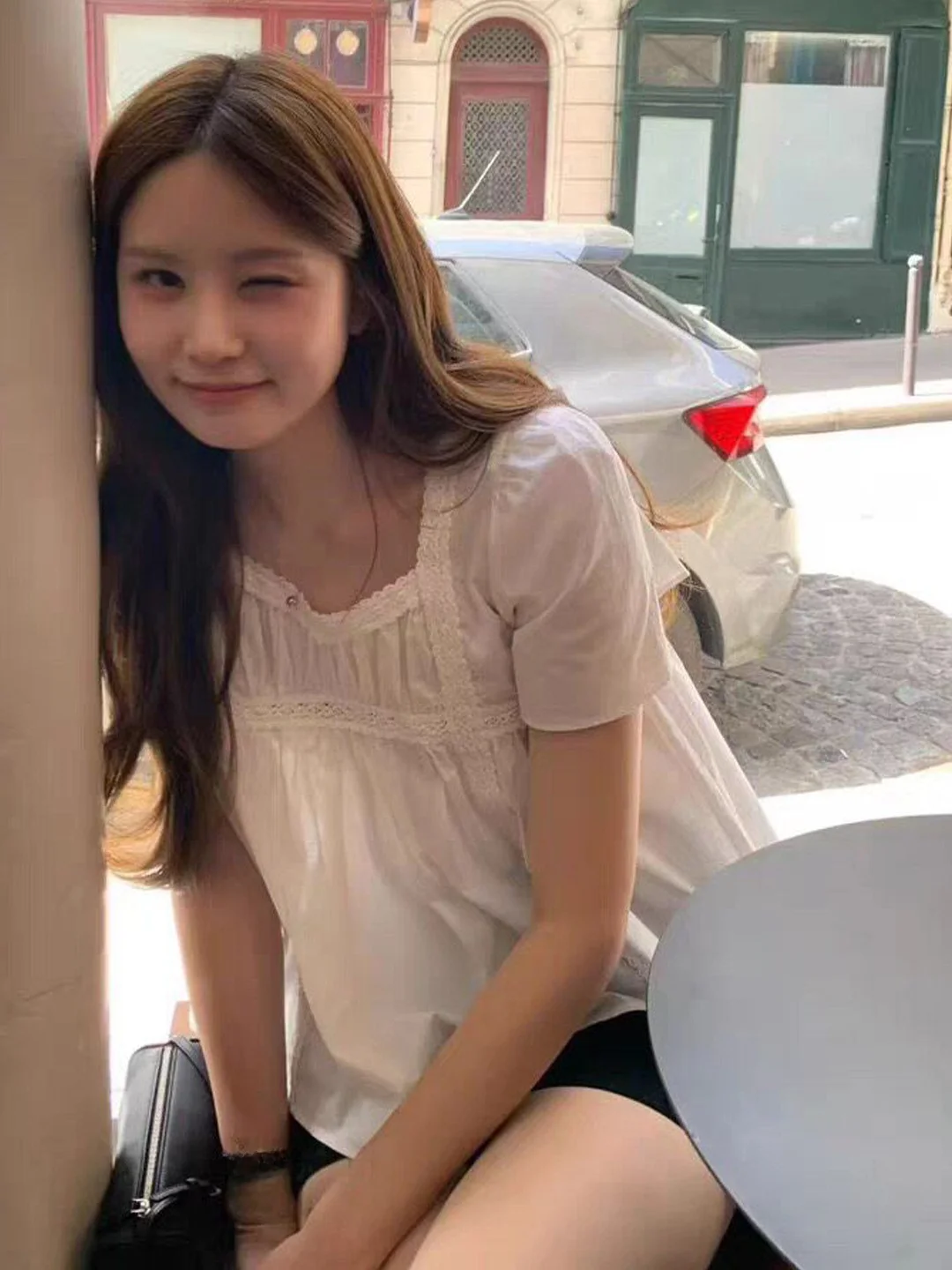 Korean Style Soft Square Collar Doll Shirt Women Summer Lace Trim Loose Meat Conceal Slim Short Sleeve Blouse Trendy Top
Korean Style Soft Square Collar Doll Shirt Women Summer Lace Trim Loose Meat Conceal Slim Short Sleeve Blouse Trendy Top