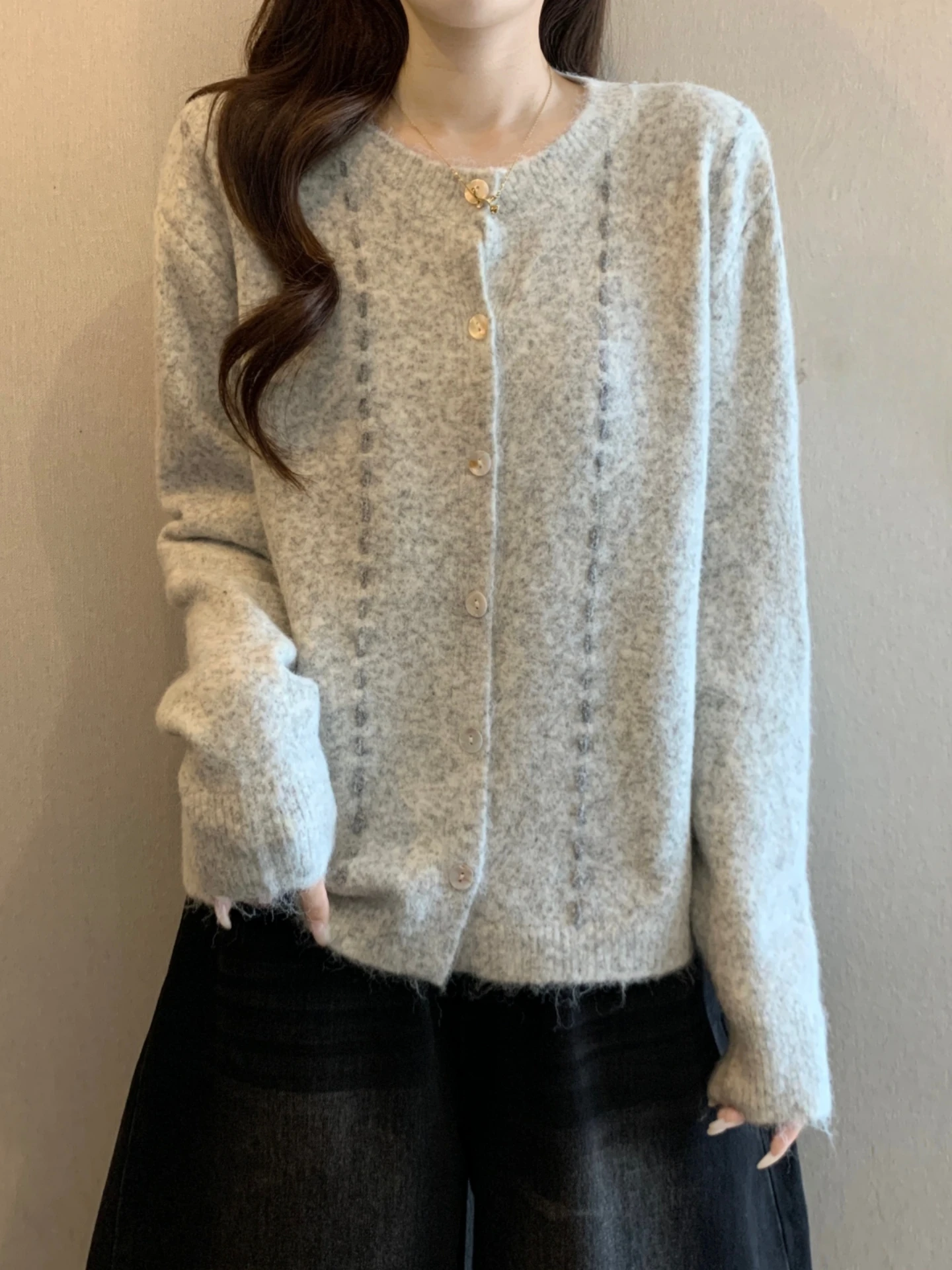Soft Cozy Knitted Open Cardigan Sweater Women's Spring Autumn plus Size Beautiful Unique Top Relaxing Straight Cut Casual Style
Soft Cozy Knitted Open Cardigan Sweater Women's Spring Autumn plus Size Beautiful Unique Top Relaxing Straight Cut Casual Style