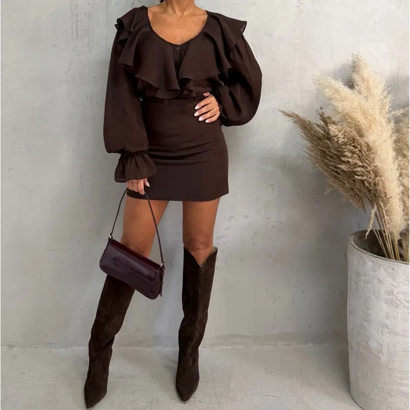Women's Clothing 2025 Autumn New Ruffle Leaf Edge Bubble Sleeve Hip Skirt Set, Sweet and Spicy, Thin and Elegant Style
Women's Clothing 2025 Autumn New Ruffle Leaf Edge Bubble Sleeve Hip Skirt Set, Sweet and Spicy, Thin and Elegant Style