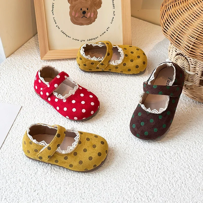 Girls Flat Shoes Round Toes Sweet Lace Kids Leather Shoes Polka Dots 2025 Spring Autumn New Children Dance Shoes Soft Sole Cute
Girls Flat Shoes Round Toes Sweet Lace Kids Leather Shoes Polka Dots 2025 Spring Autumn New Children Dance Shoes Soft Sole Cute