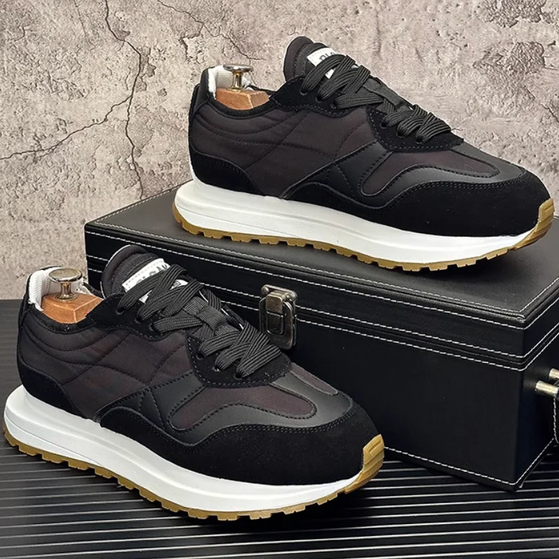 Thick-soled insole height-increasing sports and casual shoes for men, comfortable and breathable ice silk fabric dad shoes b38
Thick-soled insole height-increasing sports and casual shoes for men, comfortable and breathable ice silk fabric dad shoes b38