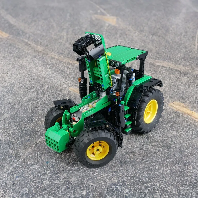 1008PCS MOC Johnsa Deere 6130R Tractor Building Blocks DIY Educational Toy Creative Gift for Kids Develop Creativity
1008PCS MOC Johnsa Deere 6130R Tractor Building Blocks DIY Educational Toy Creative Gift for Kids Develop Creativity