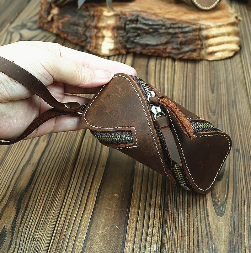 Retro Crazy Leather Key Case Zipper Car Key Cover Coin Purse Pure Cowhide Handbag Functional Small Bag for Men And...
Retro Crazy Leather Key Case Zipper Car Key Cover Coin Purse Pure Cowhide Handbag Functional Small Bag for Men And...