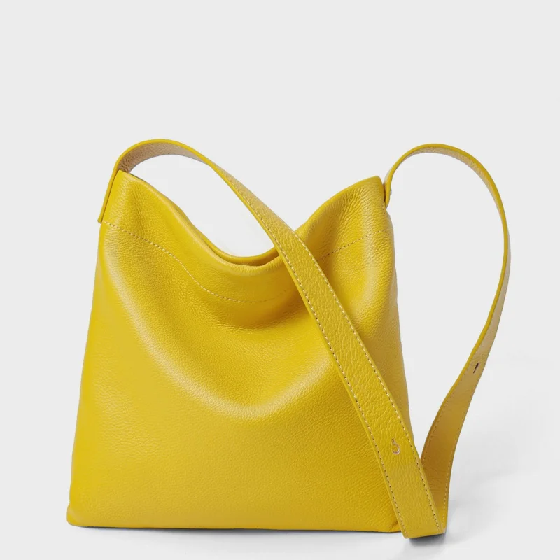 Fashion Women Genuine Leather Handbag Casual Shop Bucket Bag Simple Casual Lady Underarm Shoulder Bag Designer Purse Small Tote
Fashion Women Genuine Leather Handbag Casual Shop Bucket Bag Simple Casual Lady Underarm Shoulder Bag Designer Purse Small Tote