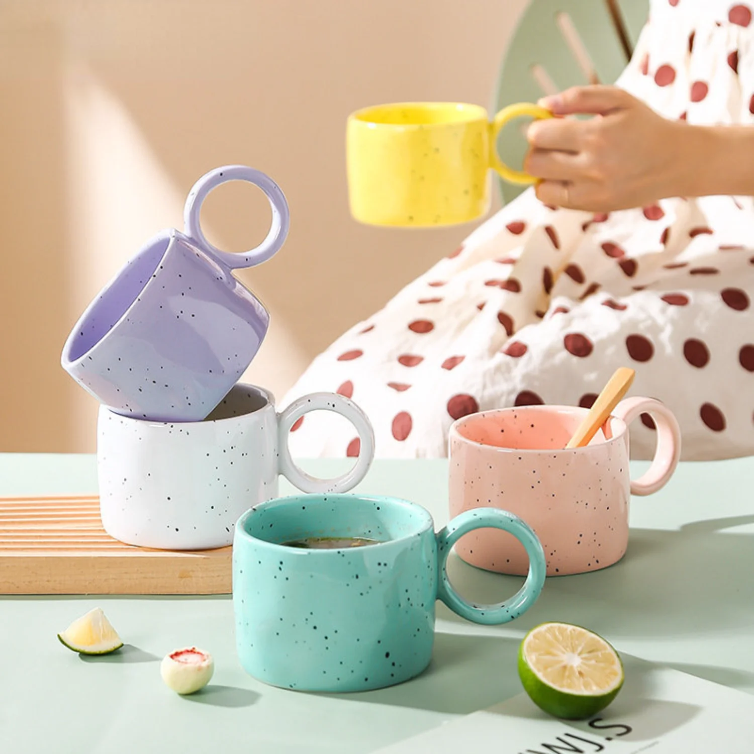 300ml Creative Ceramic Coffee Mug with Handgrip Personalized Family Lovers Coffee Cup Breakfast Milk Cup Beverage Utensil
300ml Creative Ceramic Coffee Mug with Handgrip Personalized Family Lovers Coffee Cup Breakfast Milk Cup Beverage Utensil