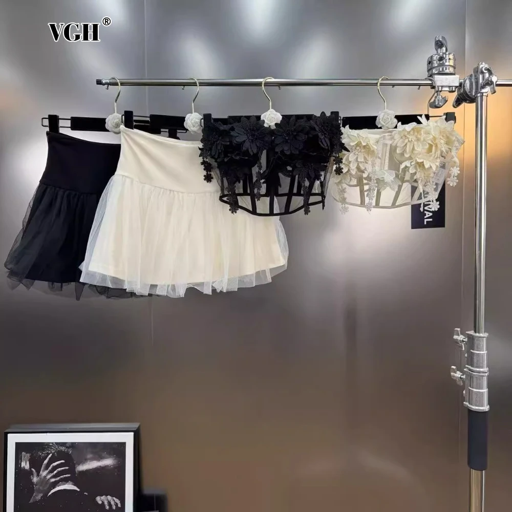 VGH Solid Spliced Appliques Two Piece Set for Women Strapless Sleeveless See Through Vest High Waist Mesh Mini Skirt Suit Female
VGH Solid Spliced Appliques Two Piece Set for Women Strapless Sleeveless See Through Vest High Waist Mesh Mini Skirt Suit Female
