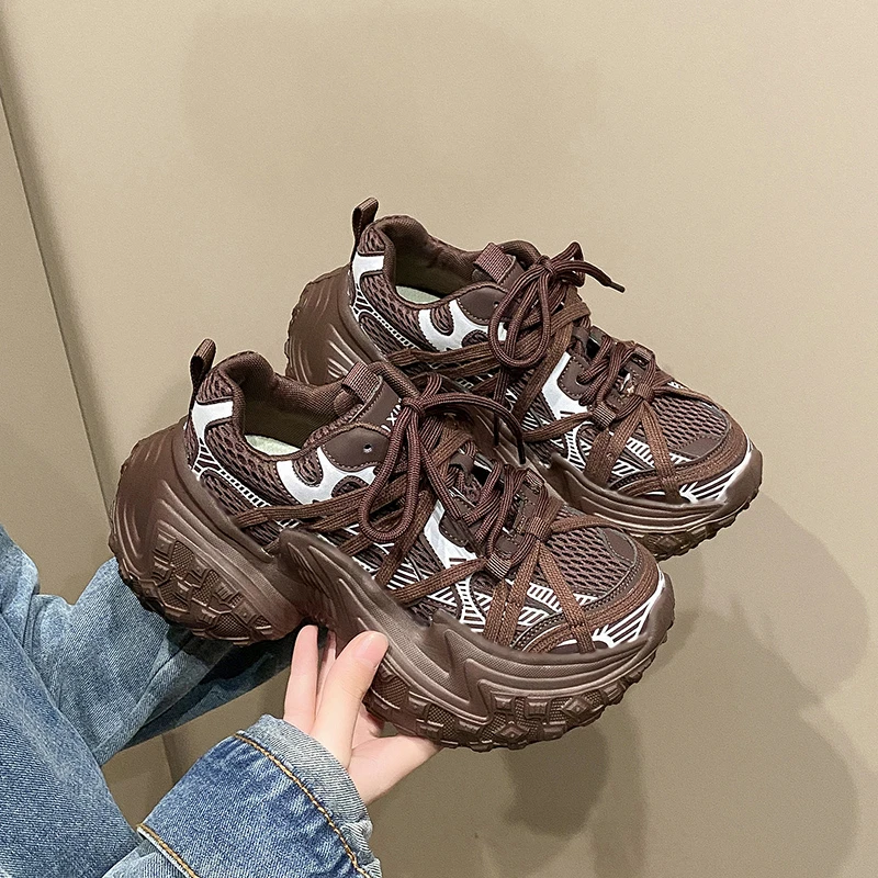 Роскошные дизайнерские туфли унисекс, повседневные кроссовки большого размера на массивном каблуке и платформе, универсальные спортивные кроссовки для подиума, женские 
Роскошные дизайнерские туфли унисекс, повседневные кроссовки большого размера на массивном каблуке и платформе, универсальные спортивные кроссовки для подиума, женские