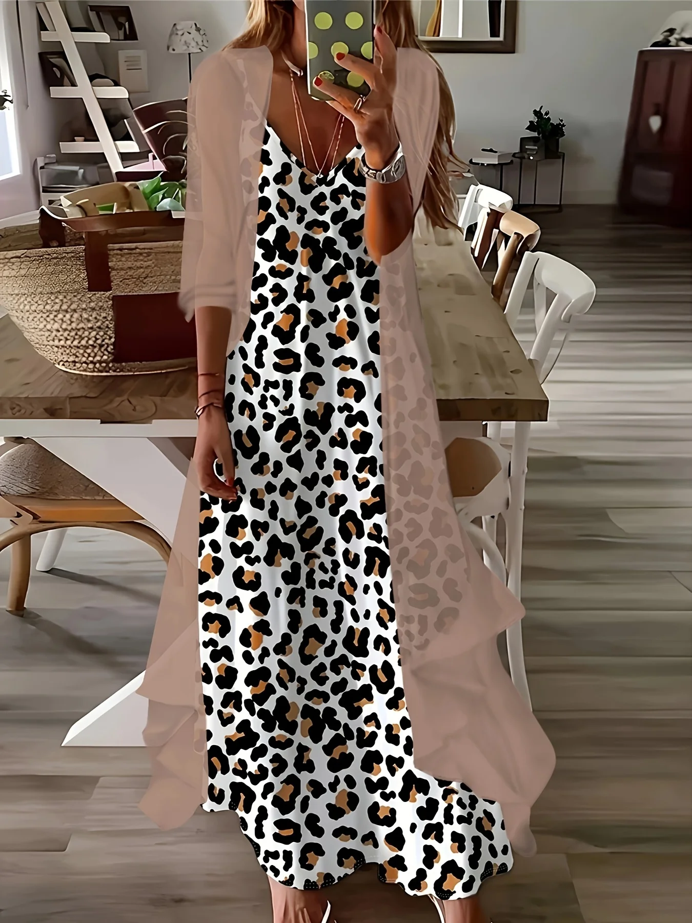 Print design casual style Leopard Print Pattern Dress Style Dress set
Print design casual style Leopard Print Pattern Dress Style Dress set
