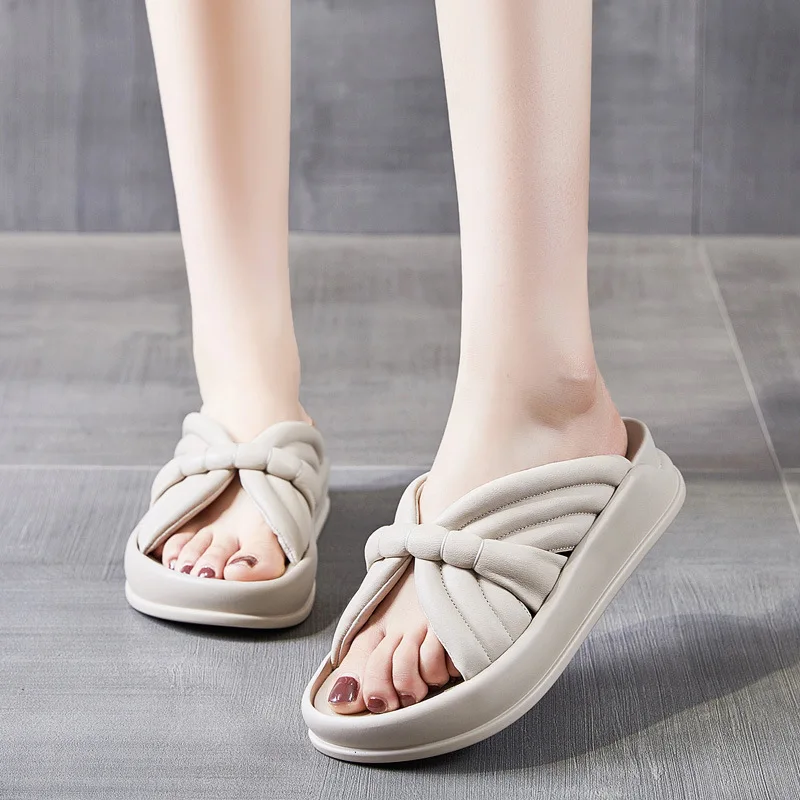 4cm Genuine Leather Slipper Women Sandals Comfy Summer Platform Wedge Authentic Fashion Ins Concise Summer Designer 2023 Shoes
4cm Genuine Leather Slipper Women Sandals Comfy Summer Platform Wedge Authentic Fashion Ins Concise Summer Designer 2023 Shoes