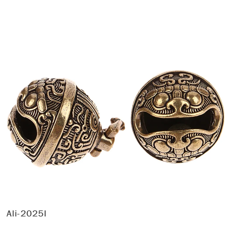【I】Lucky Brass Handicraft Die Casting Drop Bell Key Car Button Wind Bell Sect Bronze Bell Creative Gift
【I】Lucky Brass Handicraft Die Casting Drop Bell Key Car Button Wind Bell Sect Bronze Bell Creative Gift