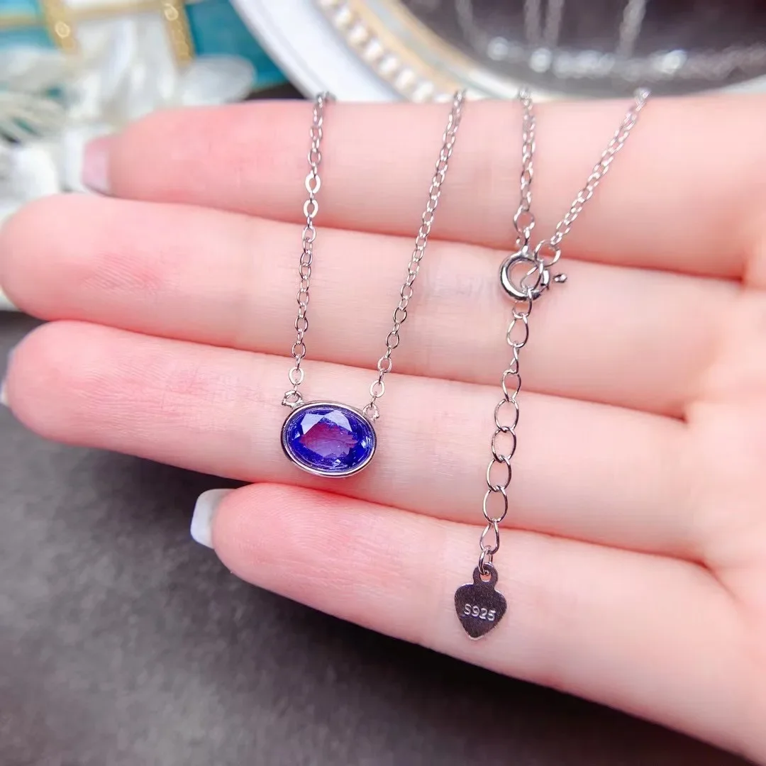 Summer Fashion 1ct 6mm*8mm VVS Grade Tanzanite Pendant Simple Design Tanzanite Necklace Pendant for Daily Wear
Summer Fashion 1ct 6mm*8mm VVS Grade Tanzanite Pendant Simple Design Tanzanite Necklace Pendant for Daily Wear