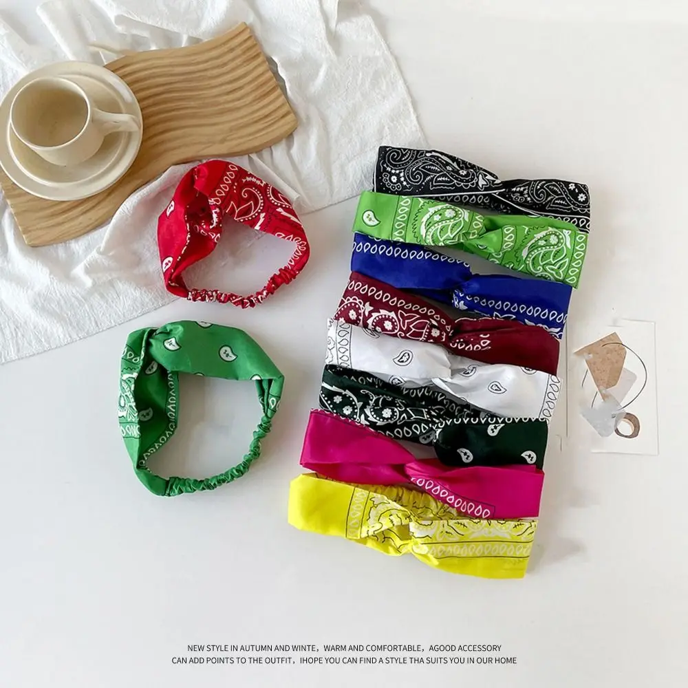 Cashew Print Boho Knot Turbans Headwrap Boho Wide Edge Cashew Nut Print Headband Sports Sweatband Ethnic Style
Cashew Print Boho Knot Turbans Headwrap Boho Wide Edge Cashew Nut Print Headband Sports Sweatband Ethnic Style