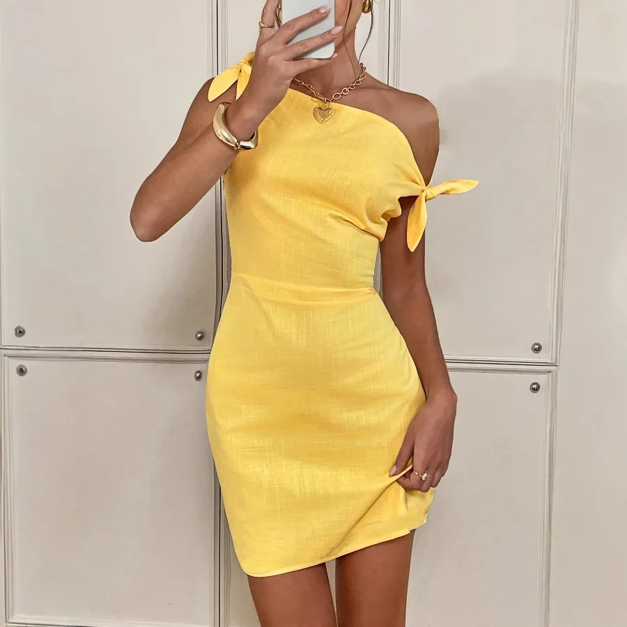 【New style】- exclusive supply for 2026 summer new European and American women's dress with sloping shoulders bow knot off-the-s
【New style】- exclusive supply for 2026 summer new European and American women's dress with sloping shoulders bow knot off-the-s