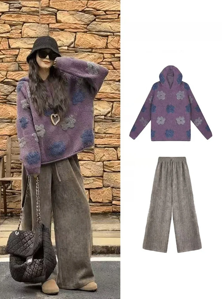 Elegant Embroidered Velvet Feel Sweater Set with Drawstring Pants Casual Two Piece Women's Fashion Autumn Winter Collection
Elegant Embroidered Velvet Feel Sweater Set with Drawstring Pants Casual Two Piece Women's Fashion Autumn Winter Collection