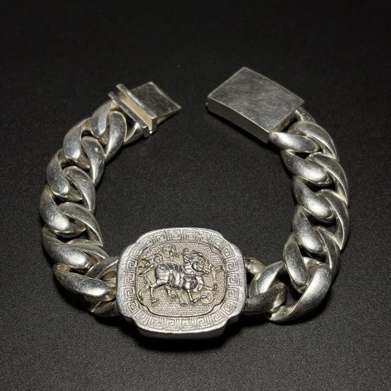 2026 Trendy Vintage Hollow Pattern Tibetan Silver Qilin Bracelet, Domineering Fashion Wrist Jewelry for Men
2026 Trendy Vintage Hollow Pattern Tibetan Silver Qilin Bracelet, Domineering Fashion Wrist Jewelry for Men