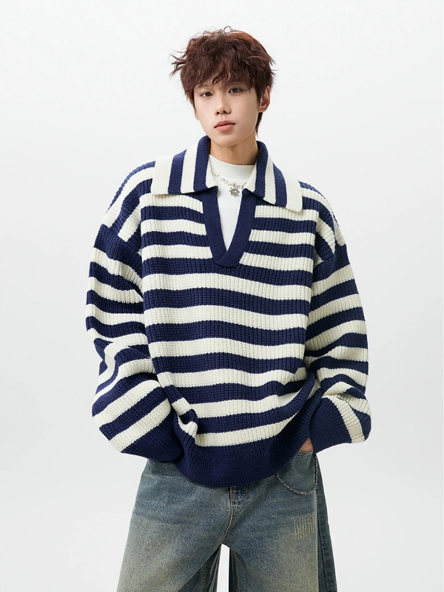 American Color Block Striped Seagull Collar Oversized Casual Thickened Winter Knitted Sweater for Men Couple Leisure Wear
American Color Block Striped Seagull Collar Oversized Casual Thickened Winter Knitted Sweater for Men Couple Leisure Wear