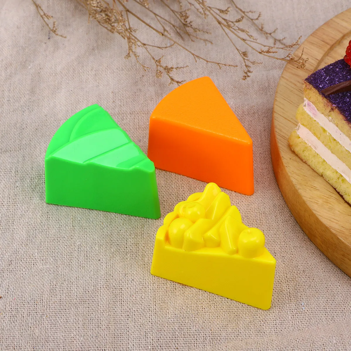 6Pcs Sturdy Plastic Cake Mold Sand Play Collection for Kids Beach Day Fun Encourages Creativity Social Interaction Cognitive
6Pcs Sturdy Plastic Cake Mold Sand Play Collection for Kids Beach Day Fun Encourages Creativity Social Interaction Cognitive