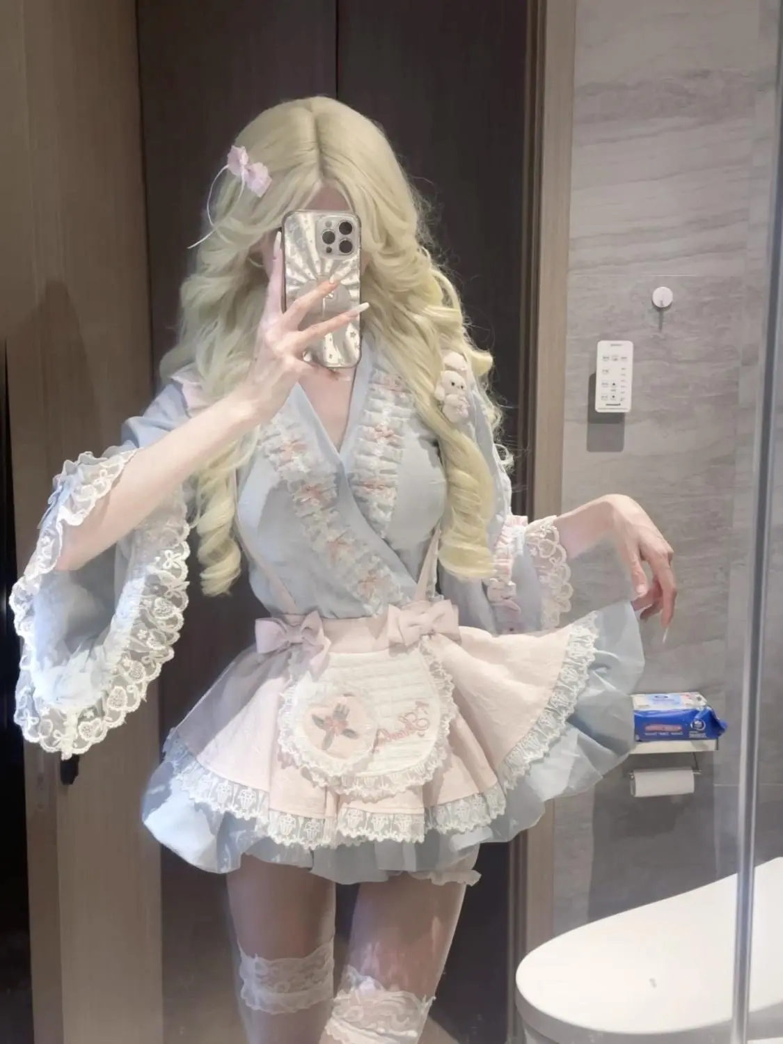 Japanese Sweet Lolita Kimono Style Ruffle Blouse Suspender Puffy Skirt Set Bow Lace Print Two Piece Sweet Kawaii Maid Outfit
Japanese Sweet Lolita Kimono Style Ruffle Blouse Suspender Puffy Skirt Set Bow Lace Print Two Piece Sweet Kawaii Maid Outfit