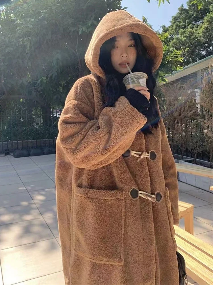 Plush Jackets Women Winter Warm Lamb Wool Coat Ladies Vintage Loose Hooded Long Overcoat Female Fashion Buttons Fluffy Jacket
Plush Jackets Women Winter Warm Lamb Wool Coat Ladies Vintage Loose Hooded Long Overcoat Female Fashion Buttons Fluffy Jacket