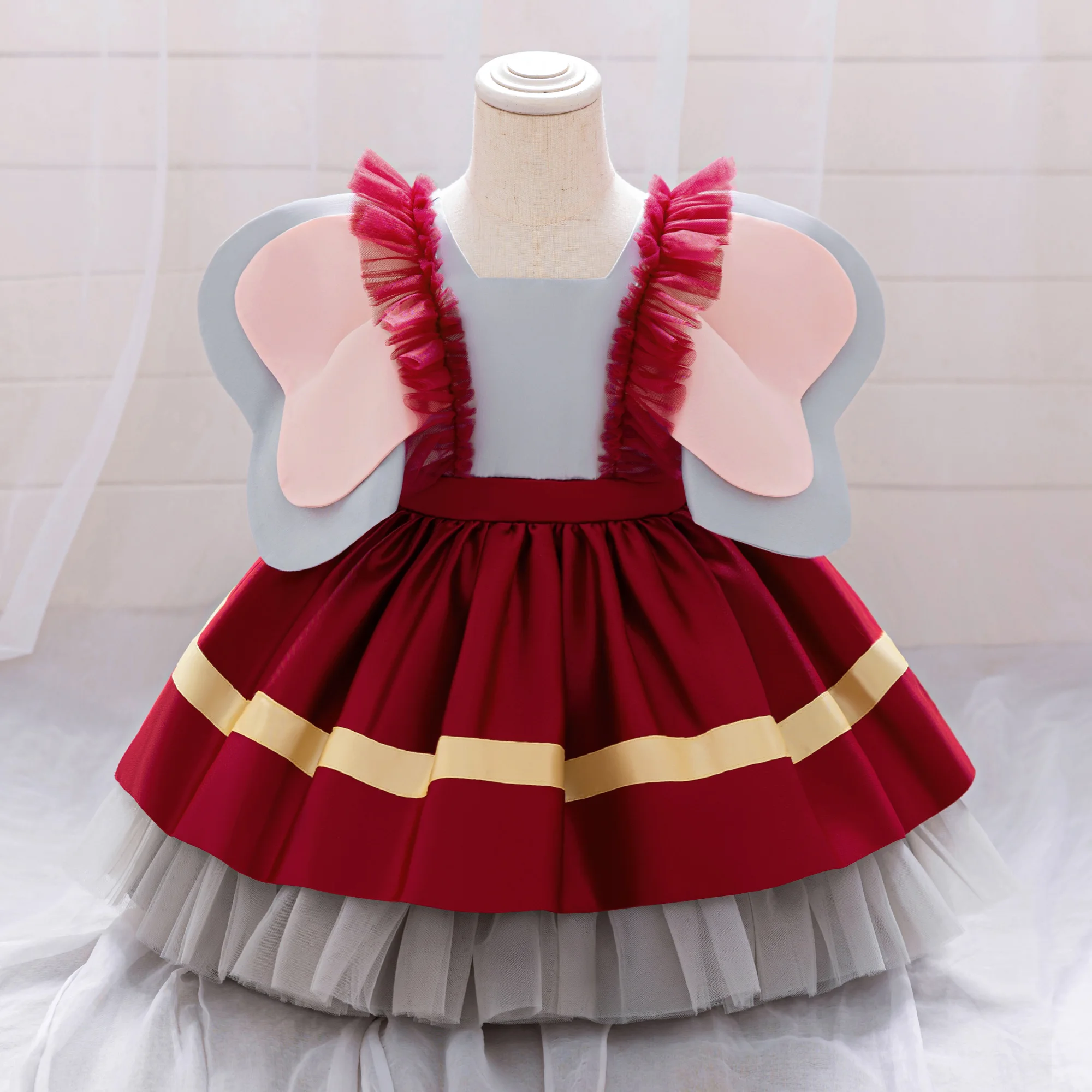Little Flying Elephant Baby Girl Party Dress Halloween Chrisrmas Costume Infant Backless 1st Birthday Princess Wedding Prom Gown
Little Flying Elephant Baby Girl Party Dress Halloween Chrisrmas Costume Infant Backless 1st Birthday Princess Wedding Prom Gown