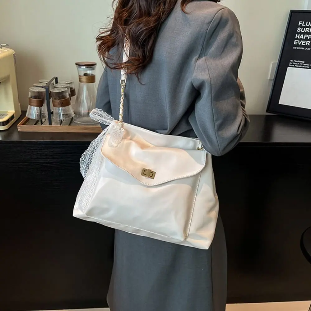 with Ribbon PU Shoulder Bag Large Capacity Solid Color Solid Color Shoulder Bag Handbag Small Pack Retro Crossbody Bag Students
with Ribbon PU Shoulder Bag Large Capacity Solid Color Solid Color Shoulder Bag Handbag Small Pack Retro Crossbody Bag Students