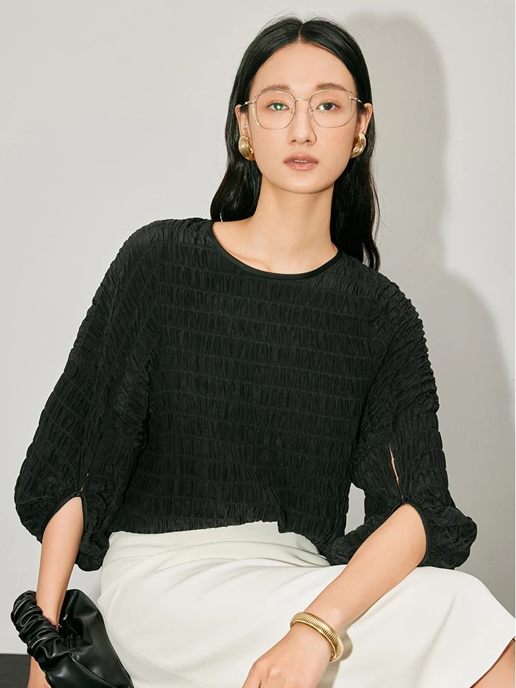 Женская блузка из шелка с пузырчатой текстурой, с рукавами-фонариками, круглым вырезом, свободного прямого кроя, для повседневной носки
Женская блузка из шелка с пузырчатой текстурой, с рукавами-фонариками, круглым вырезом, свободного прямого кроя, для повседневной носки