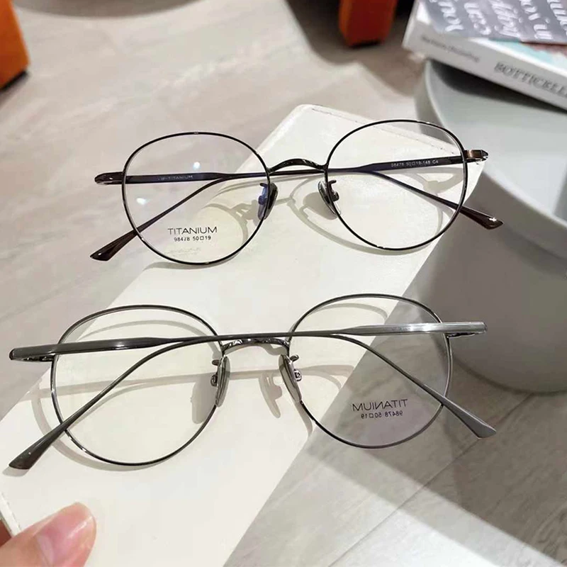 Japanese Design Replication Retro Round Pure Titanium Glasses Frame Men Women Ultra-light Oval Eyeglasses Vintage Luxury Eyewear
Japanese Design Replication Retro Round Pure Titanium Glasses Frame Men Women Ultra-light Oval Eyeglasses Vintage Luxury Eyewear