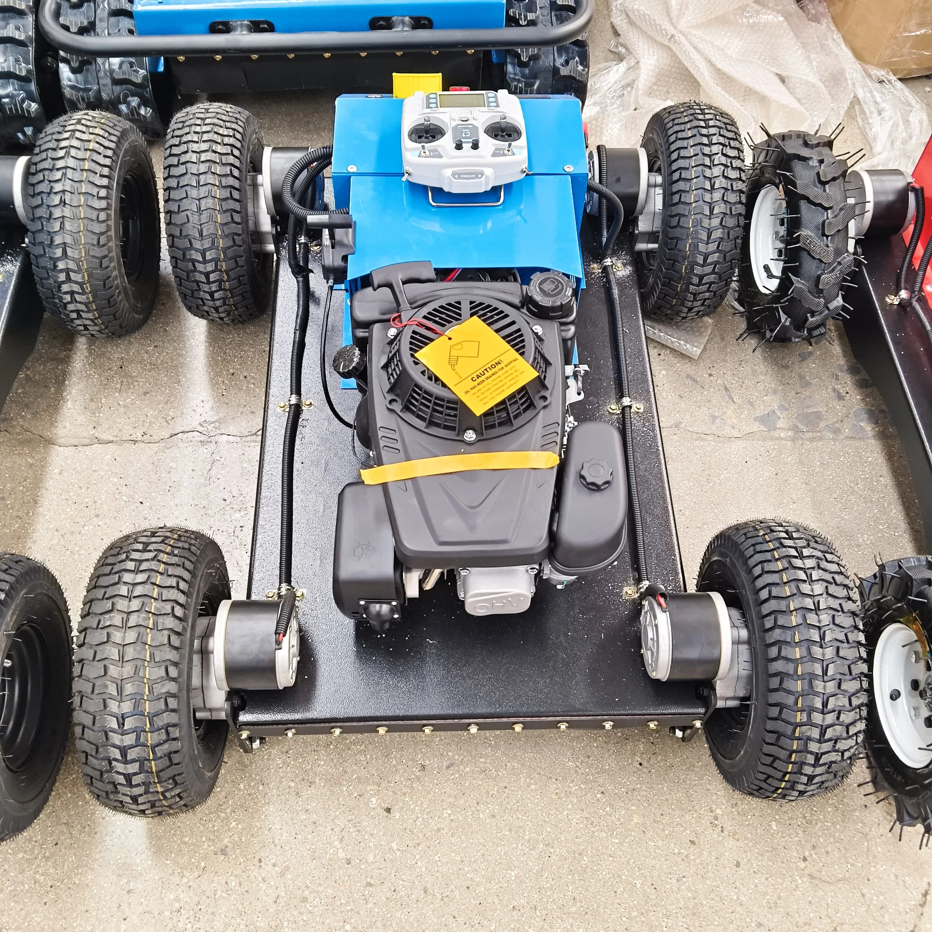 Factory Wholesale Wheeled Lawnmowers 500mm Mini Remote-control Lawnmowers Zero-turn Lawnmowers for Weeding in Farms and Orchards
Factory Wholesale Wheeled Lawnmowers 500mm Mini Remote-control Lawnmowers Zero-turn Lawnmowers for Weeding in Farms and Orchards