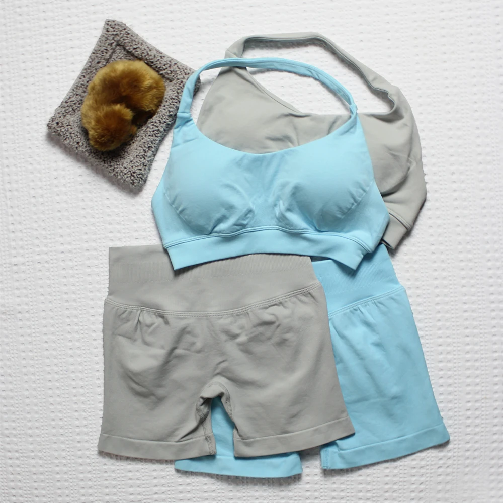 2 Pieces Yoga Suit for Women Seamless Fitness Gym Clothes Halter Sports Bra Matching Impact Shorts Workout Sets Gym Set Outfit
2 Pieces Yoga Suit for Women Seamless Fitness Gym Clothes Halter Sports Bra Matching Impact Shorts Workout Sets Gym Set Outfit