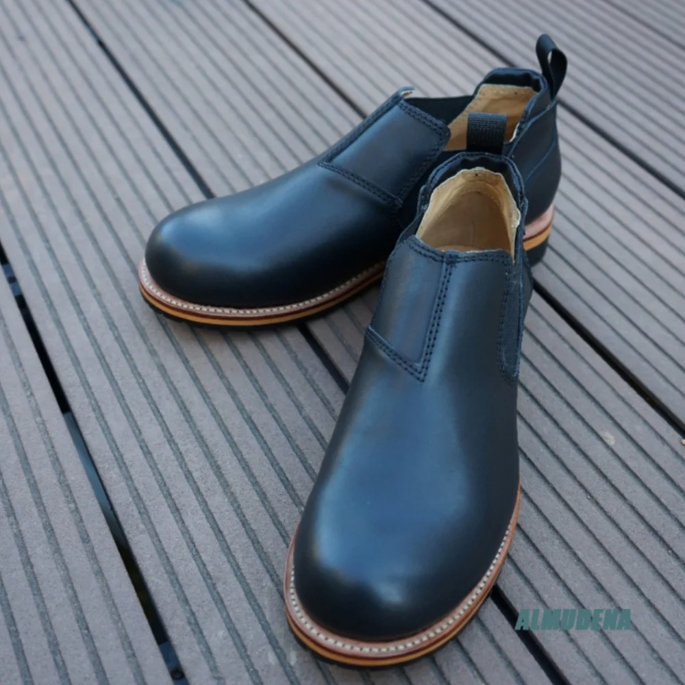 Street Style Men Low Top Chelsea Ankle Boots Fashion Solid Polished Leather Slip On Low Sole Outdoor Comfort Daily Casual Shoes
Street Style Men Low Top Chelsea Ankle Boots Fashion Solid Polished Leather Slip On Low Sole Outdoor Comfort Daily Casual Shoes