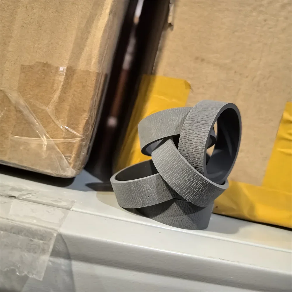 E3E01-40133 Duplex Feed Roller Tire for HP Officejet Pro 8700 8702 8710 8715 8716 8717 8718 8719 8720 8725 8728 8730 8740 8745
E3E01-40133 Duplex Feed Roller Tire for HP Officejet Pro 8700 8702 8710 8715 8716 8717 8718 8719 8720 8725 8728 8730 8740 8745