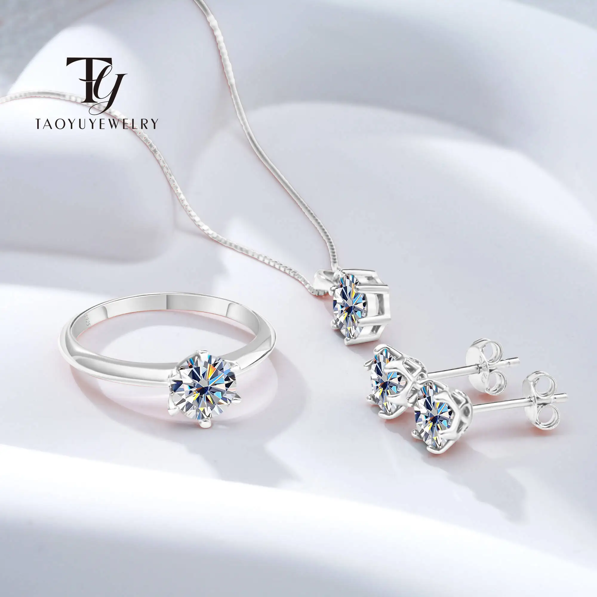 TY Starlight, стерлинговое серебро 925 пробы, женское кольцо с муассанитом, цвет D, роскошное ювелирное кольцо, подарочное обручальное кольцо, минималистское кольцо
TY Starlight, стерлинговое серебро 925 пробы, женское кольцо с муассанитом, цвет D, роскошное ювелирное кольцо, подарочное обручальное кольцо, минималистское кольцо