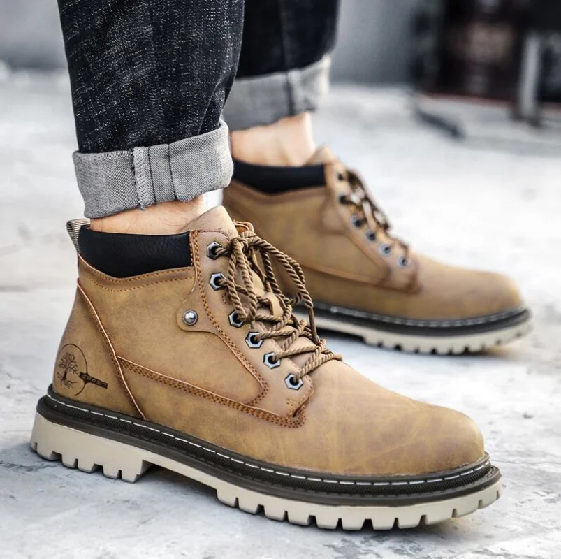 25 Autumn Winter High-Top Men's Boots Men's Thick-Soled Short Boots Chelsea Boots Fashion Versatile Business Shoes Driving Shoes
25 Autumn Winter High-Top Men's Boots Men's Thick-Soled Short Boots Chelsea Boots Fashion Versatile Business Shoes Driving Shoes