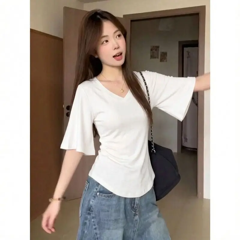V Neck White T Shirt For Women Casual Slim Fit Short Sleeve Solid Color Top Summer Office Wear
V Neck White T Shirt For Women Casual Slim Fit Short Sleeve Solid Color Top Summer Office Wear