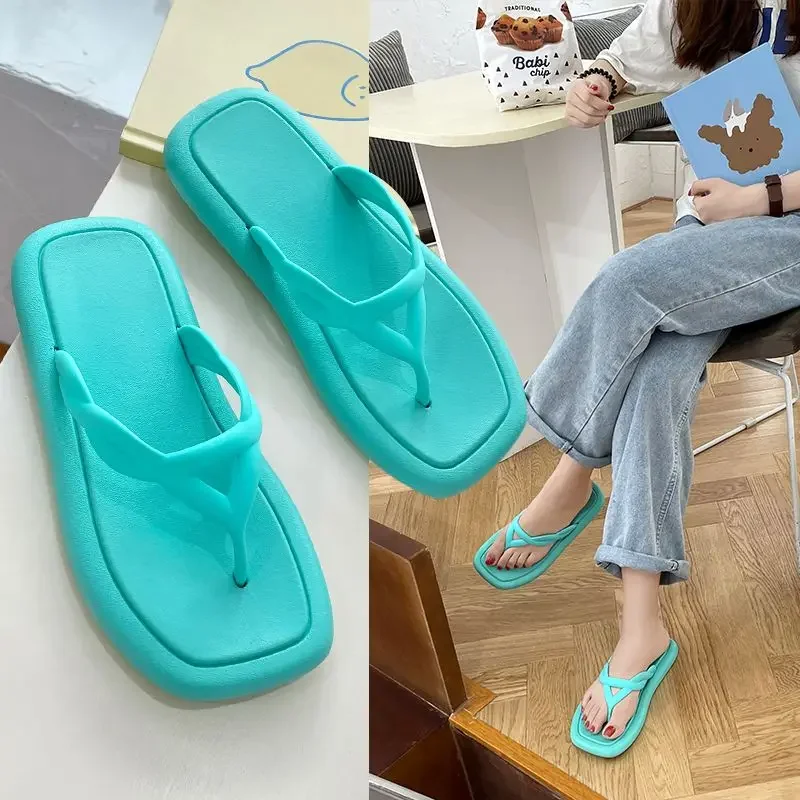 Элегантные женские шлепанцы, летние пляжные сандалии, нескользящие банные тапочки с носком для повседневной одежды на открытом воздухе
Элегантные женские шлепанцы, летние пляжные сандалии, нескользящие банные тапочки с носком для повседневной одежды на открытом воздухе