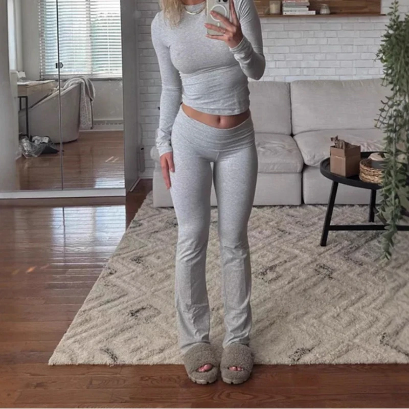 Спортивный стиль, осень 2025 г., футболка с длинным рукавом, брюки, женский костюм
Спортивный стиль, осень 2025 г., футболка с длинным рукавом, брюки, женский костюм